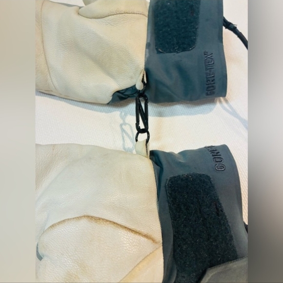 Arc’teryx S Leather GORE-TEX Ski Mittens - Picture 5 of 6